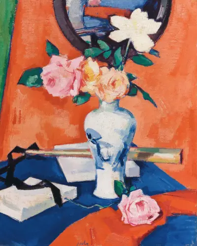 Roses in a vase against an orange background av Samuel John Peploe