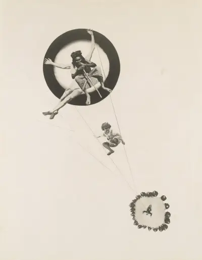 Behind the Back of the Gods av László Moholy-Nagy