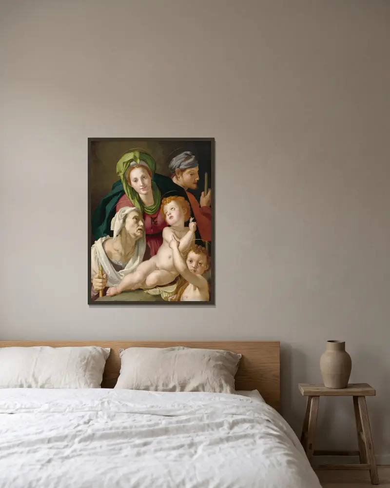 Den heliga familjen av Agnolo Bronzino inramad på en vägg
