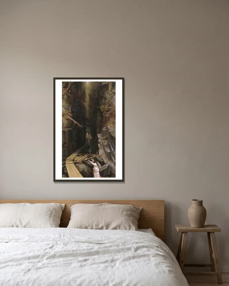 Der Findling und die Schlucht von Ralph Albert Blakelock gerahmt an einer Wand