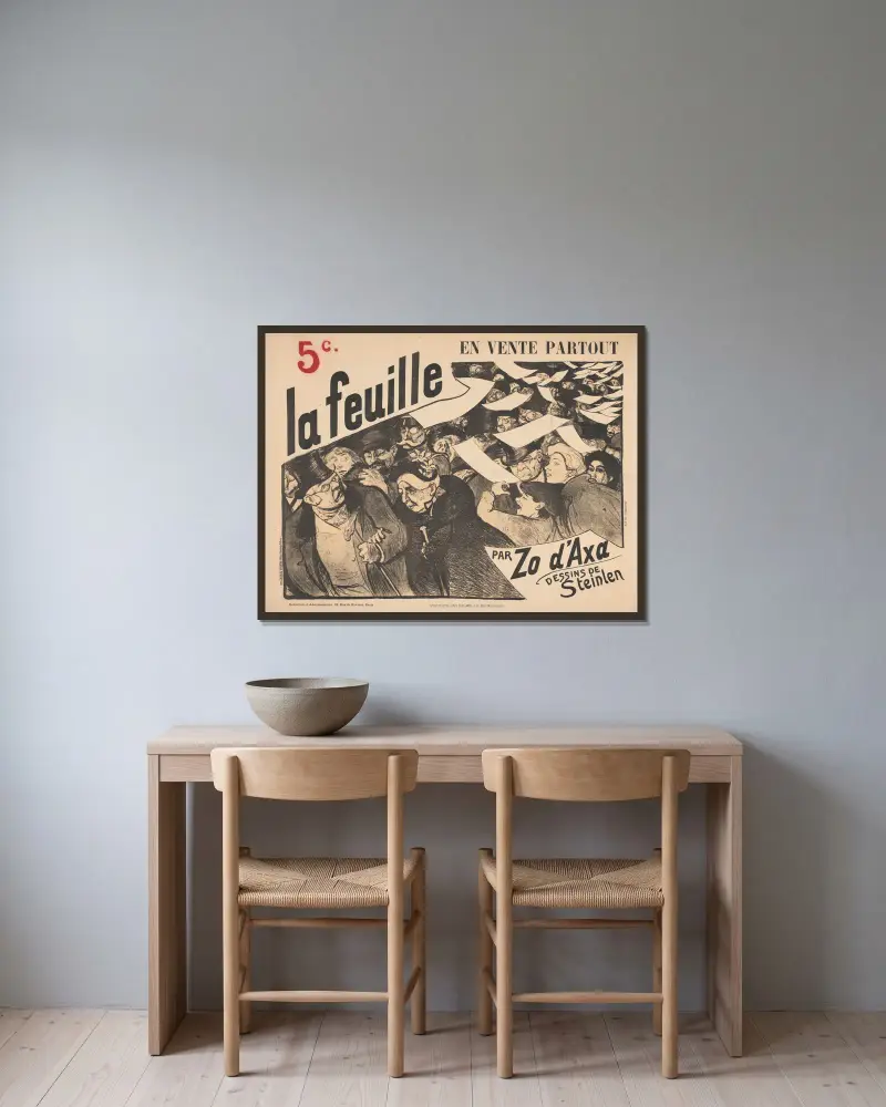 La feuille door Zo d’Axa av Théophile Alexandre Steinlen inramad på en vägg