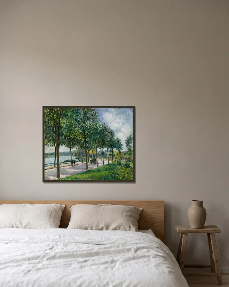 Allé av kastanjeträd av Alfred Sisley inramad på en vägg