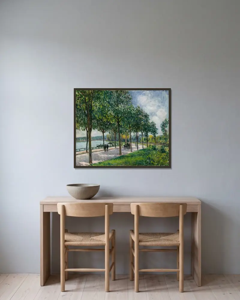 Allé av kastanjeträd av Alfred Sisley inramad på en vägg