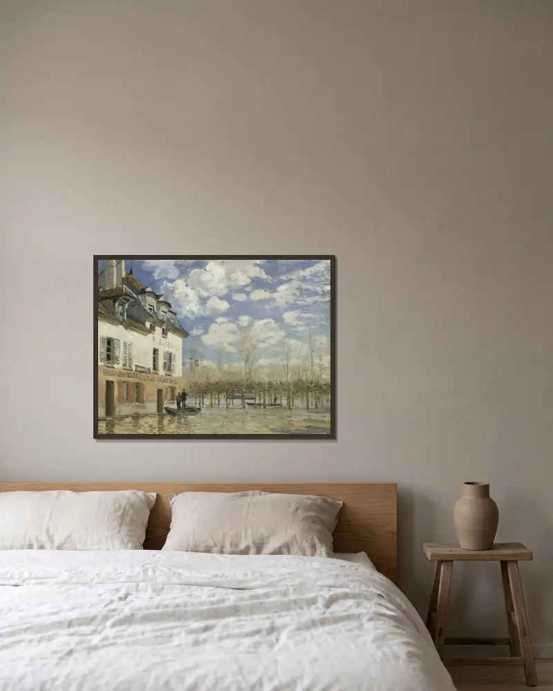 Boat in the Flood at Port Marly av Alfred Sisley inramad på en vägg