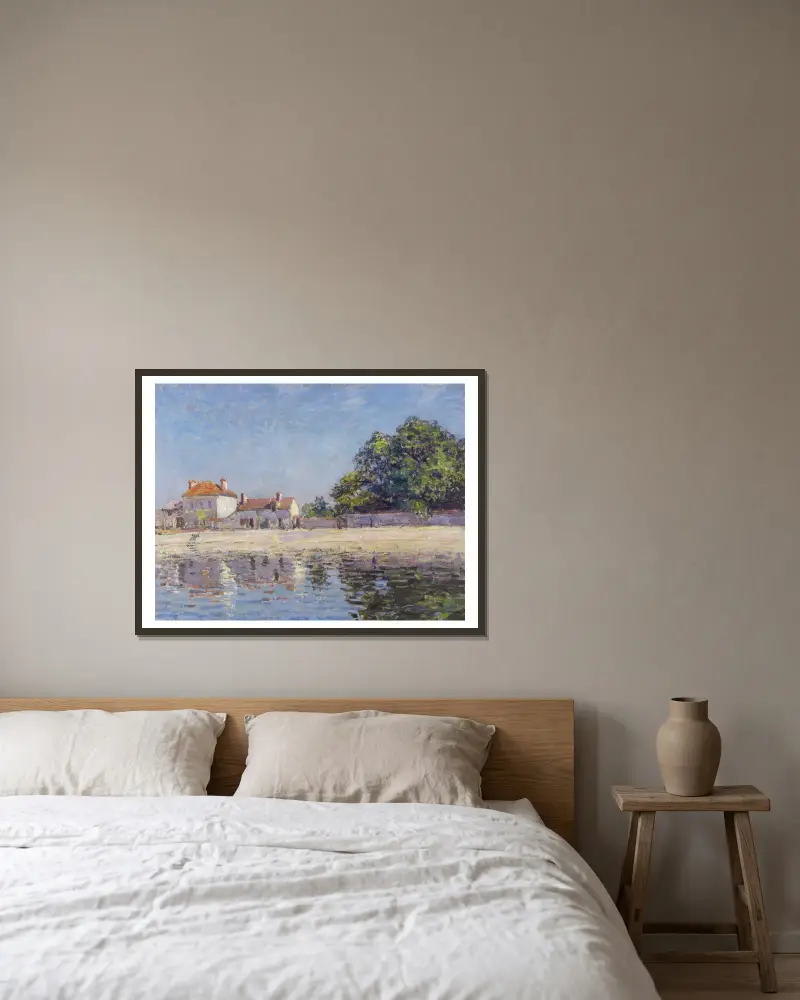 Bords du Loing, Saint-Mammes (The River Loing at Saint-Mammes) av Alfred Sisley inramad på en vägg