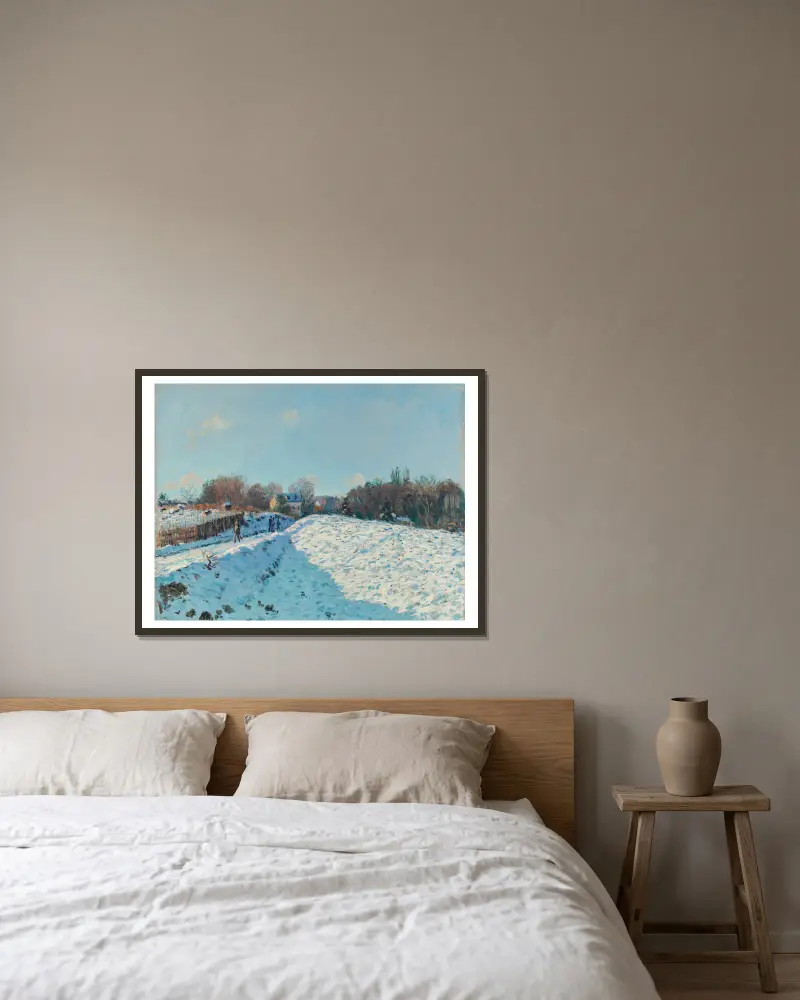 Snöeffekt i Louveciennes, 1874 av Alfred Sisley inramad på en vägg