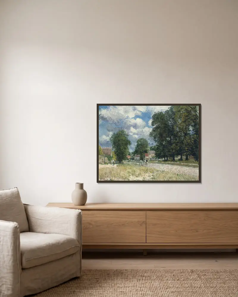 La route de Marly-le-Roi av Alfred Sisley inramad på en vägg