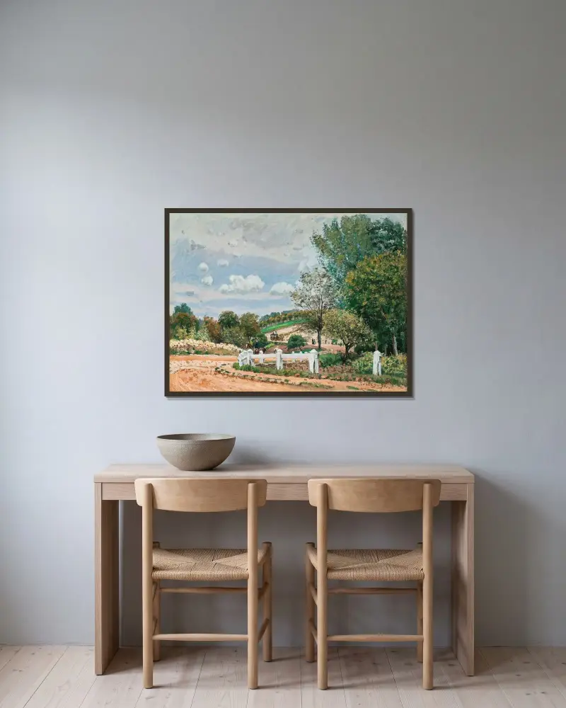 La Route De Verrieres av Alfred Sisley inramad på en vägg