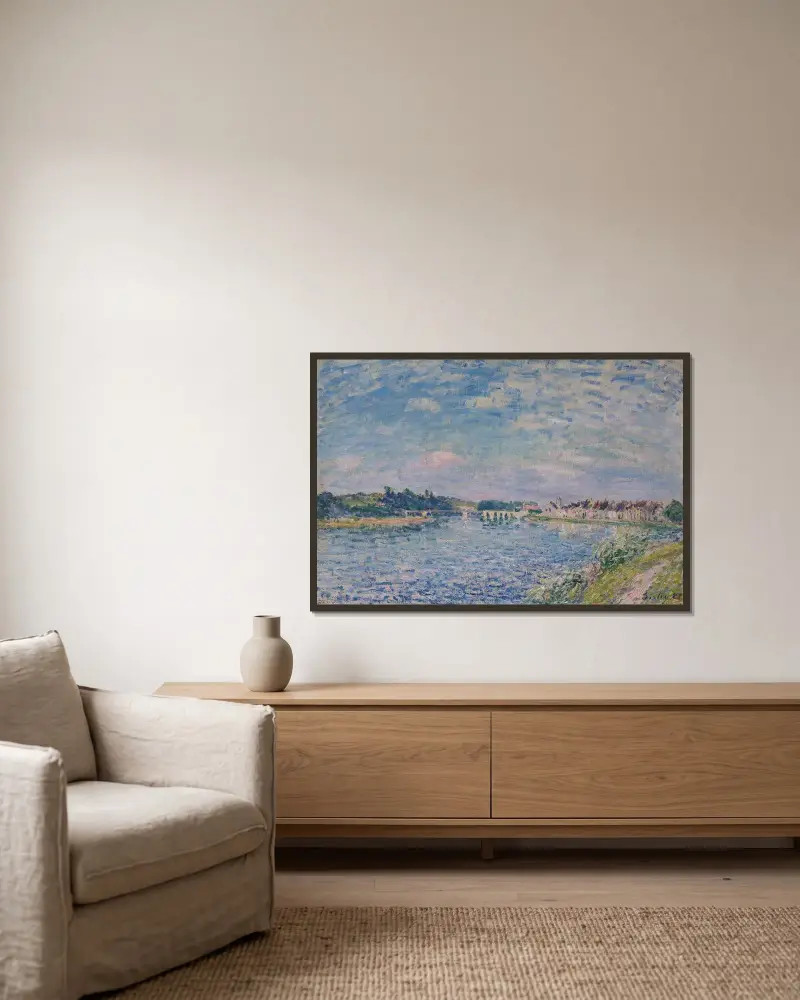 Seinen vid Saint-Mammès, kväll av Alfred Sisley inramad på en vägg