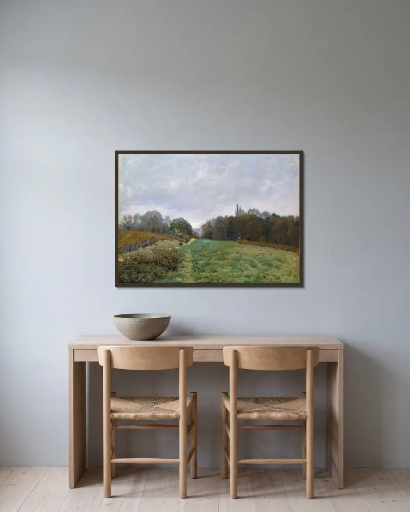 Landskap vid Louveciennes av Alfred Sisley inramad på en vägg