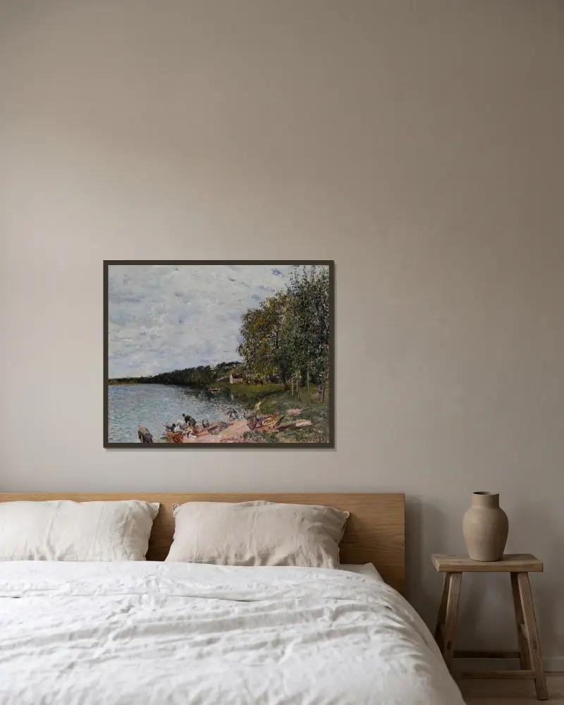 Tvätterskor nära Champagne av Alfred Sisley inramad på en vägg