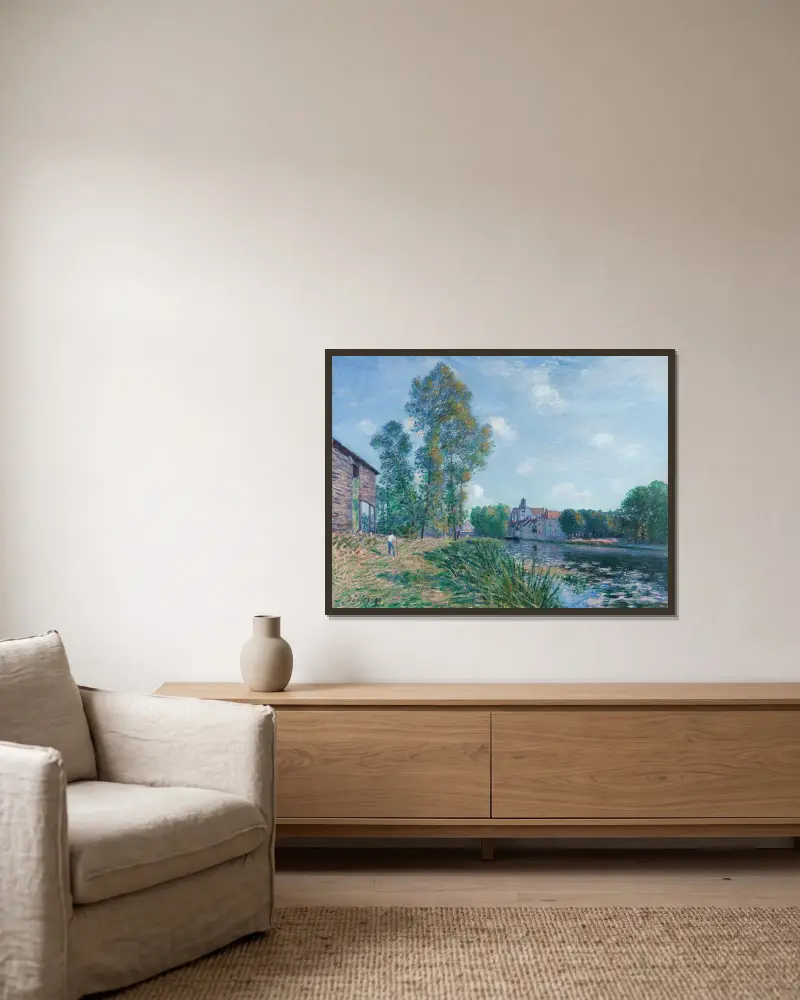 Loing vid Moret, sommartid av Alfred Sisley inramad på en vägg