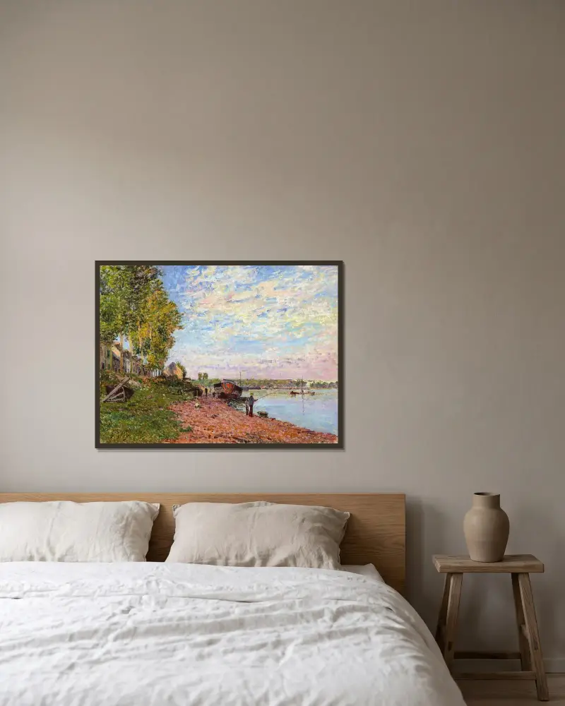 Le Loing à Saint-Mammès, 1883 av Alfred Sisley inramad på en vägg