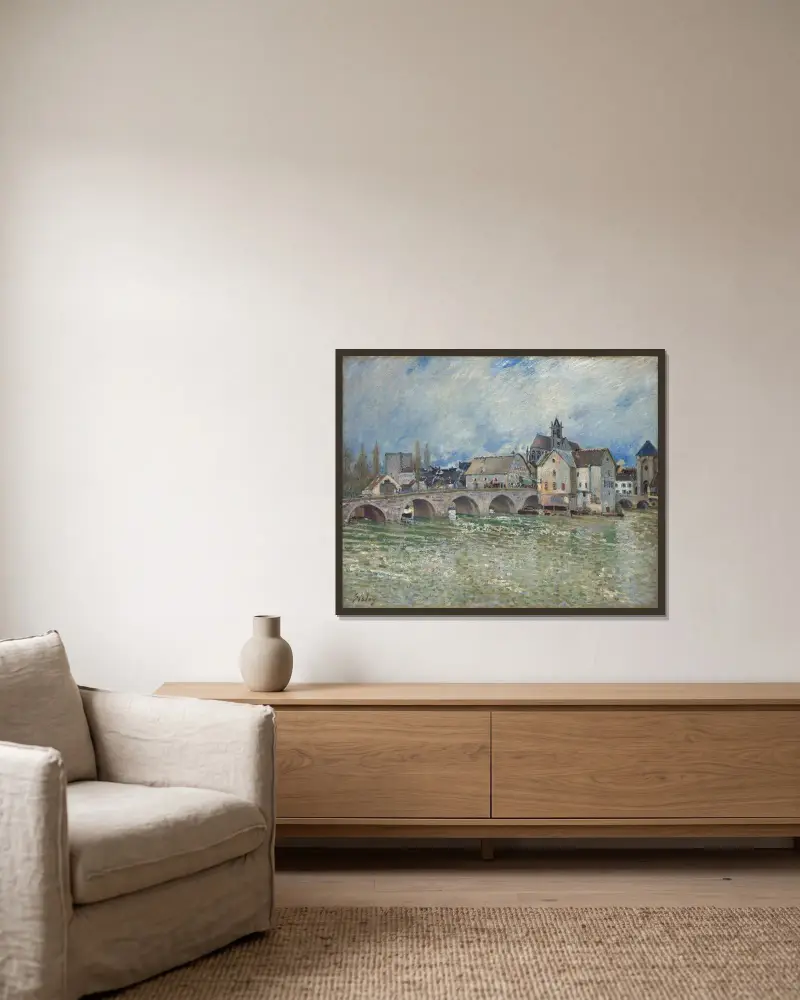 Bron i Moret-sur-Loing vid högvatten av Alfred Sisley inramad på en vägg