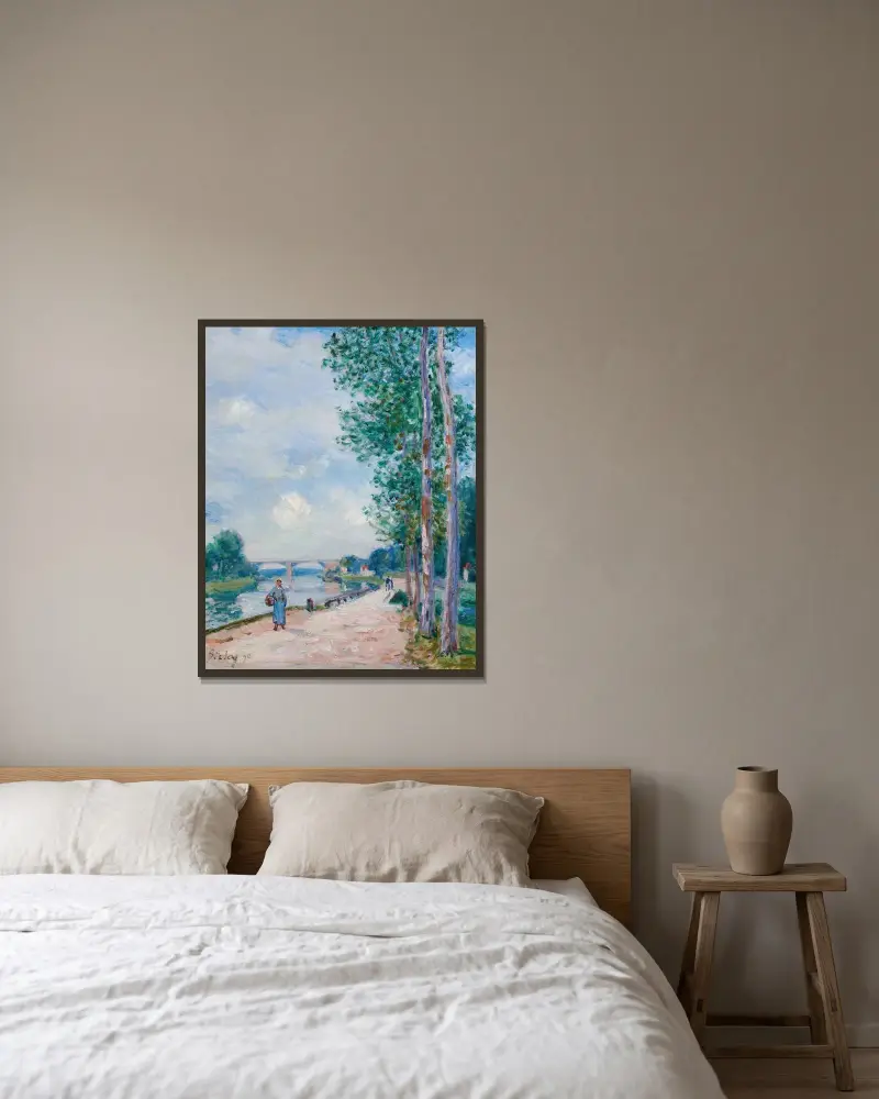 Loings strand nära Moret av Alfred Sisley inramad på en vägg