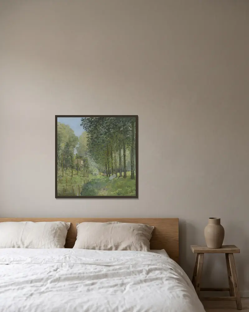Rast am Bach. Am Waldrand von Alfred Sisley gerahmt an einer Wand