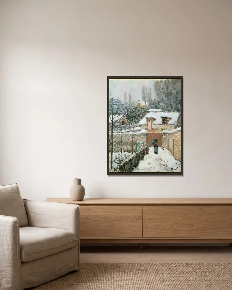 Snö vid Louveciennes av Alfred Sisley inramad på en vägg