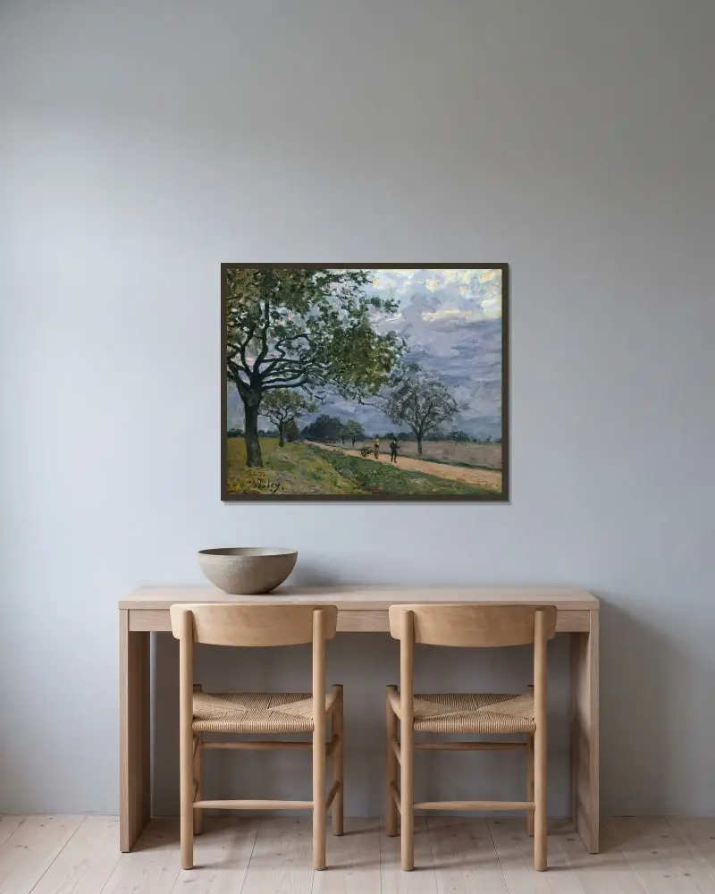 Die Straße von Versailles nach Louveciennes von Alfred Sisley gerahmt an einer Wand
