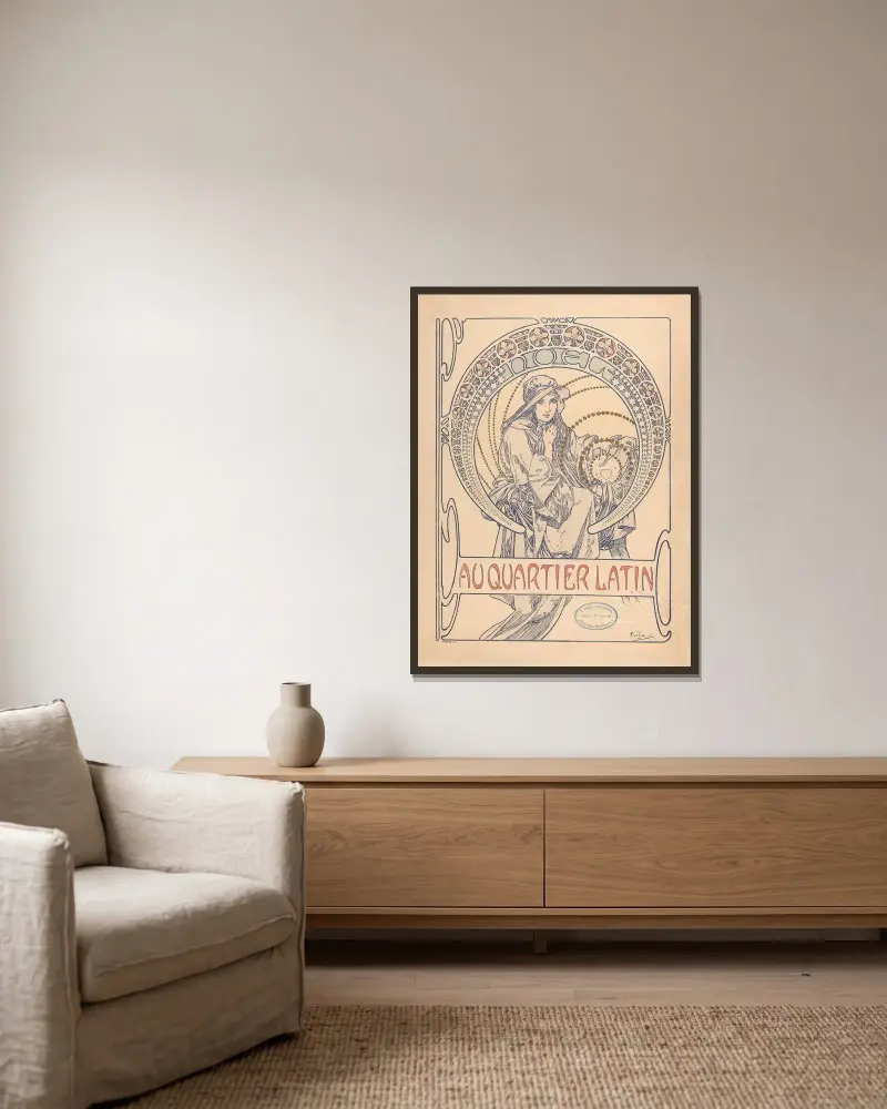 Au Quartier Latin – cover design av Alphonse Mucha inramad på en vägg