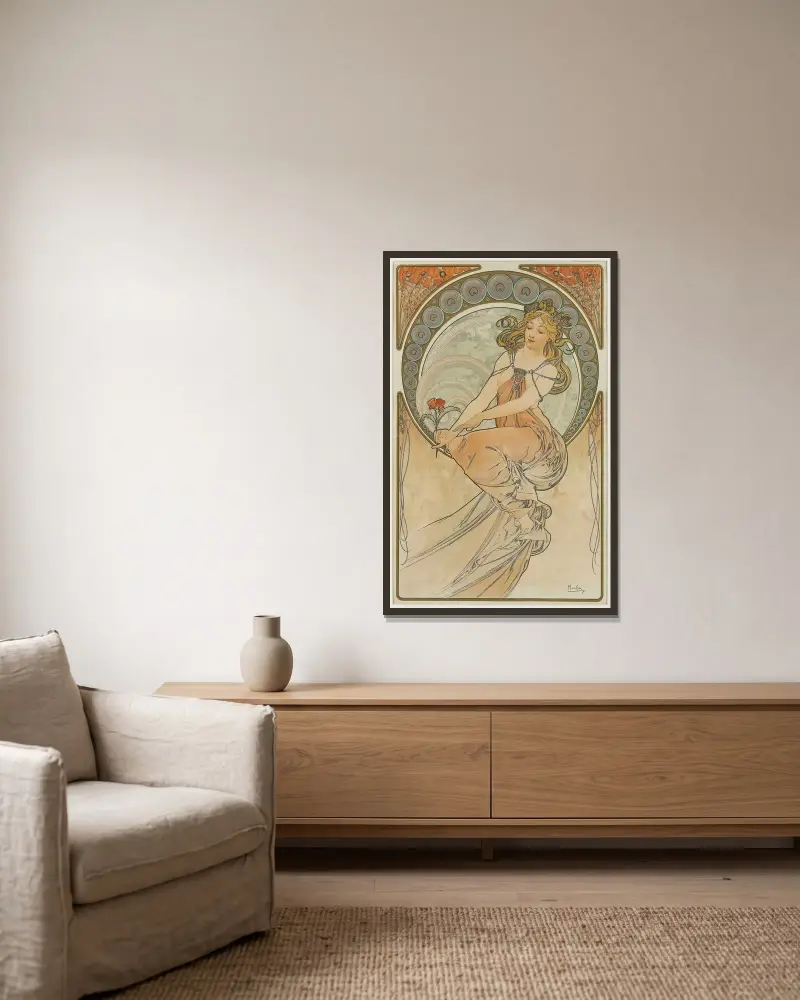 Umění 3, Alphonse Mucha v rámu na stěně