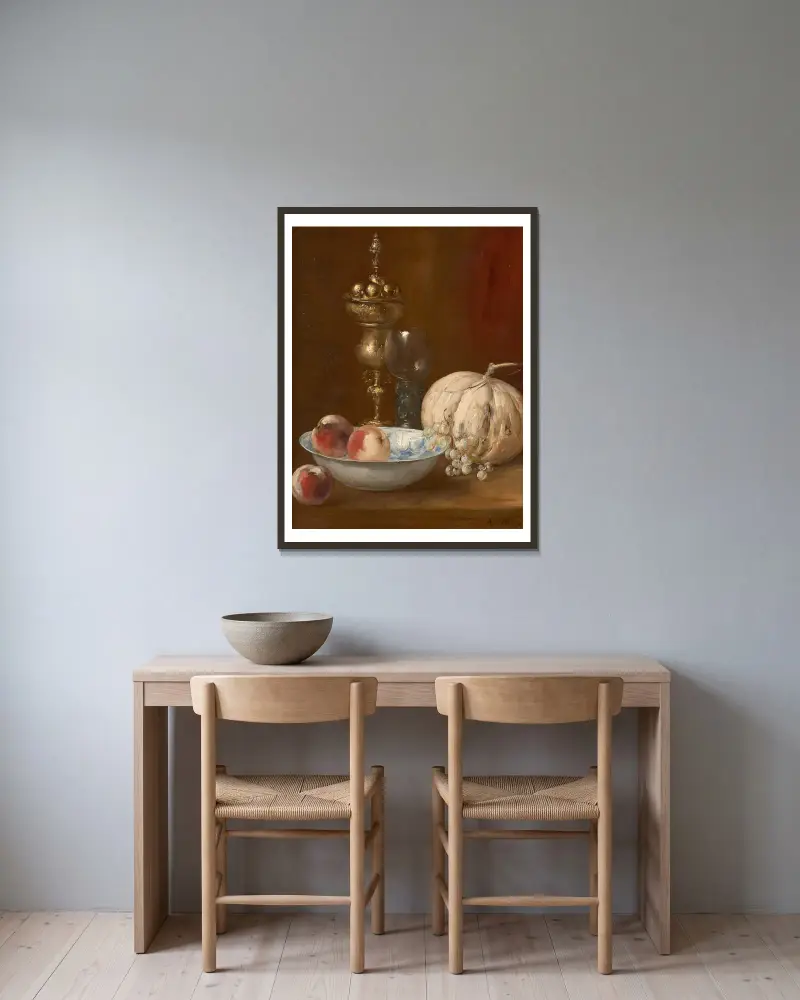 Melone, Obstschale und Silbergefäß auf einem Tisch von Antoine Vollon gerahmt an einer Wand