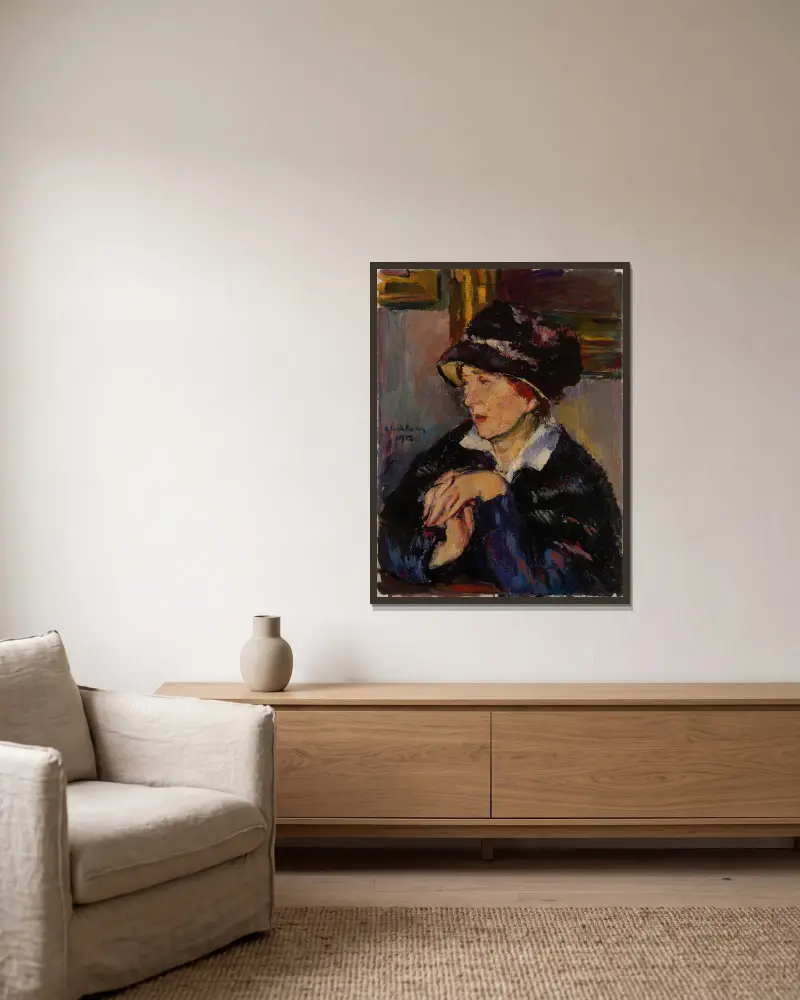 Frau mit dunklem Hut von Anton Faistauer gerahmt an einer Wand