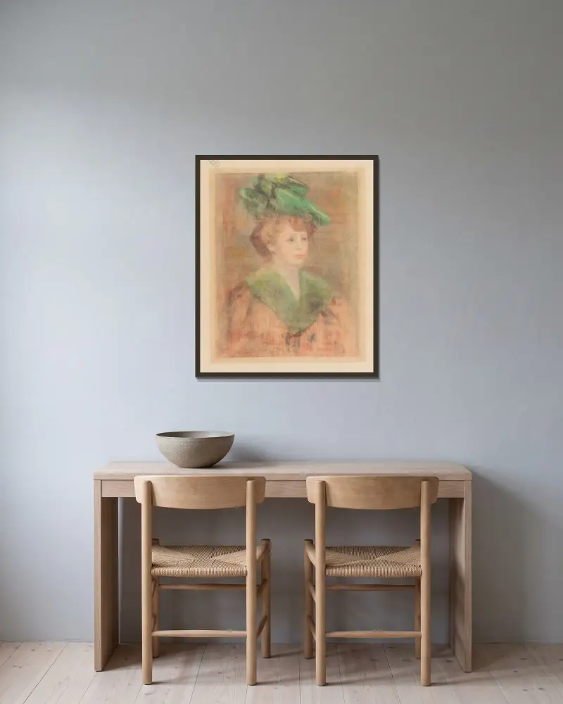 Dame mit grünem Hut (Mlle. Dieterle) von Pierre-Auguste Renoir gerahmt an einer Wand
