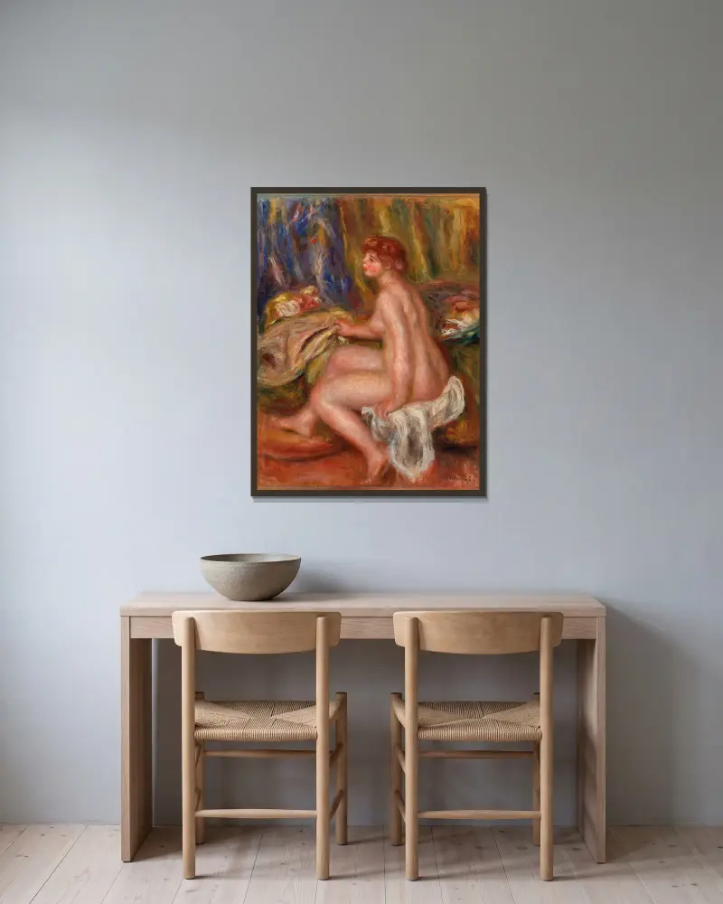 Sitzender weiblicher Akt im Profil von Pierre-Auguste Renoir gerahmt an einer Wand