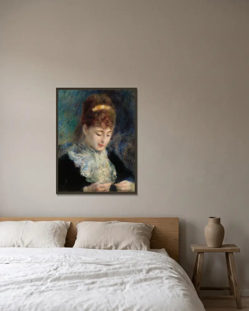 Woman Crocheting (Femme faisant du crochet) av Pierre-Auguste Renoir inramad på en vägg