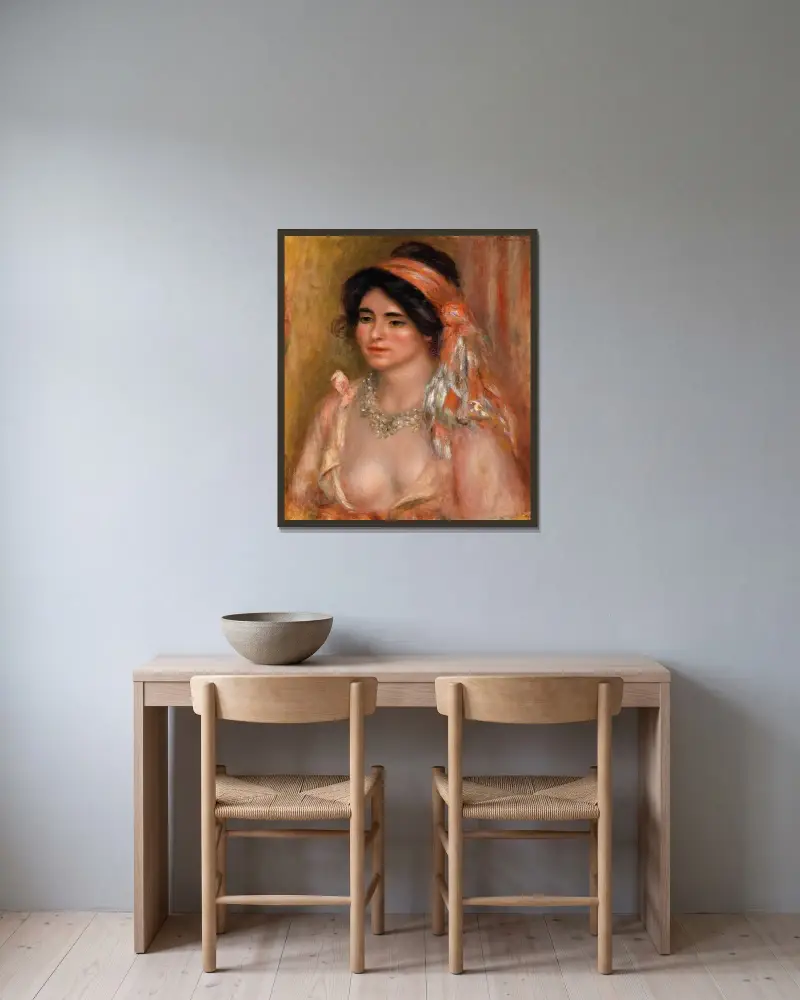 Kvinna med svart hår av Pierre-Auguste Renoir inramad på en vägg