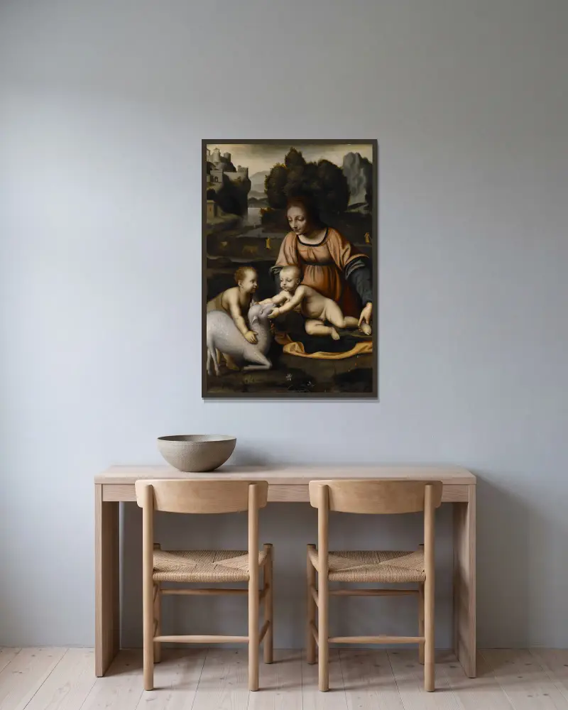 Madonna mit Kind, Johannes dem Täufer und dem Lamm von Bernardino Luini gerahmt an einer Wand