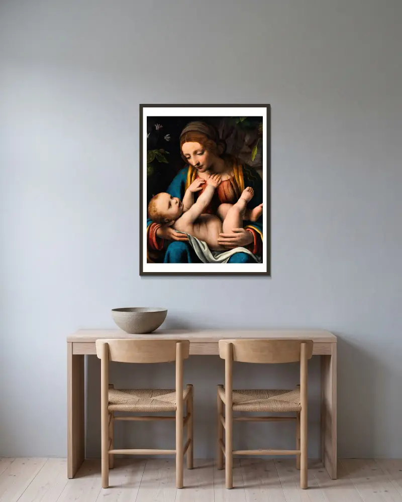 Madonnan med Kristusbarnet av Bernardino Luini inramad på en vägg