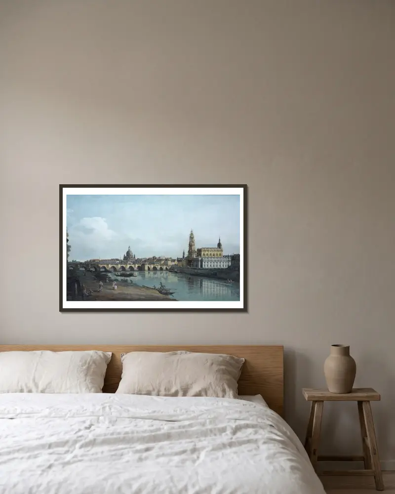 Dresden sett från Elbens högra strand, nedanför Augustusbron av Bernardo Bellotto inramad på en vägg