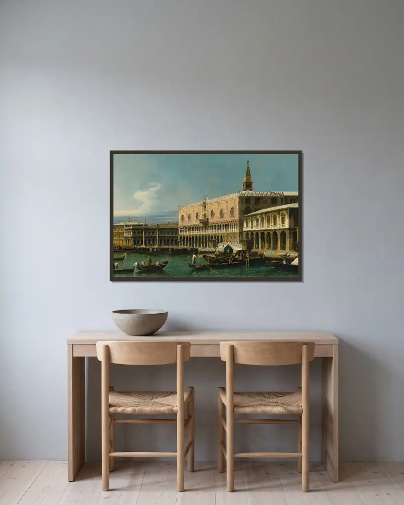 Venedig, vy över Molo mot väster, med Dogepalatset och Piazzettans södra sida av Bernardo Bellotto inramad på en vägg