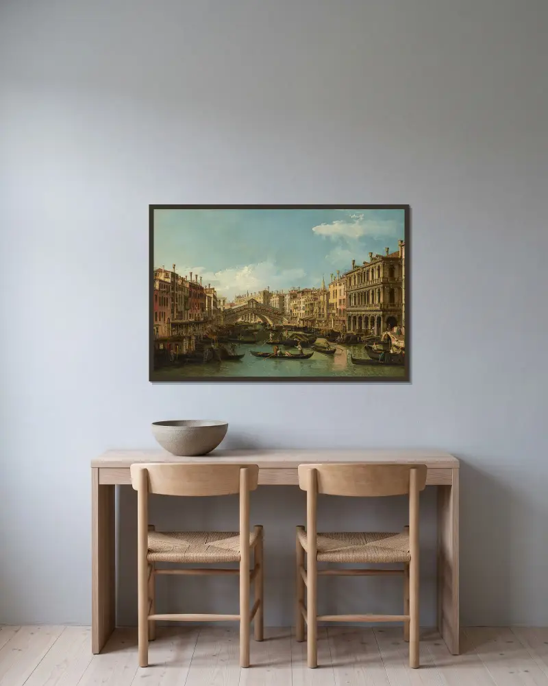 Venedig, Canal Grande med Rialtobron sedd från söder av Bernardo Bellotto inramad på en vägg