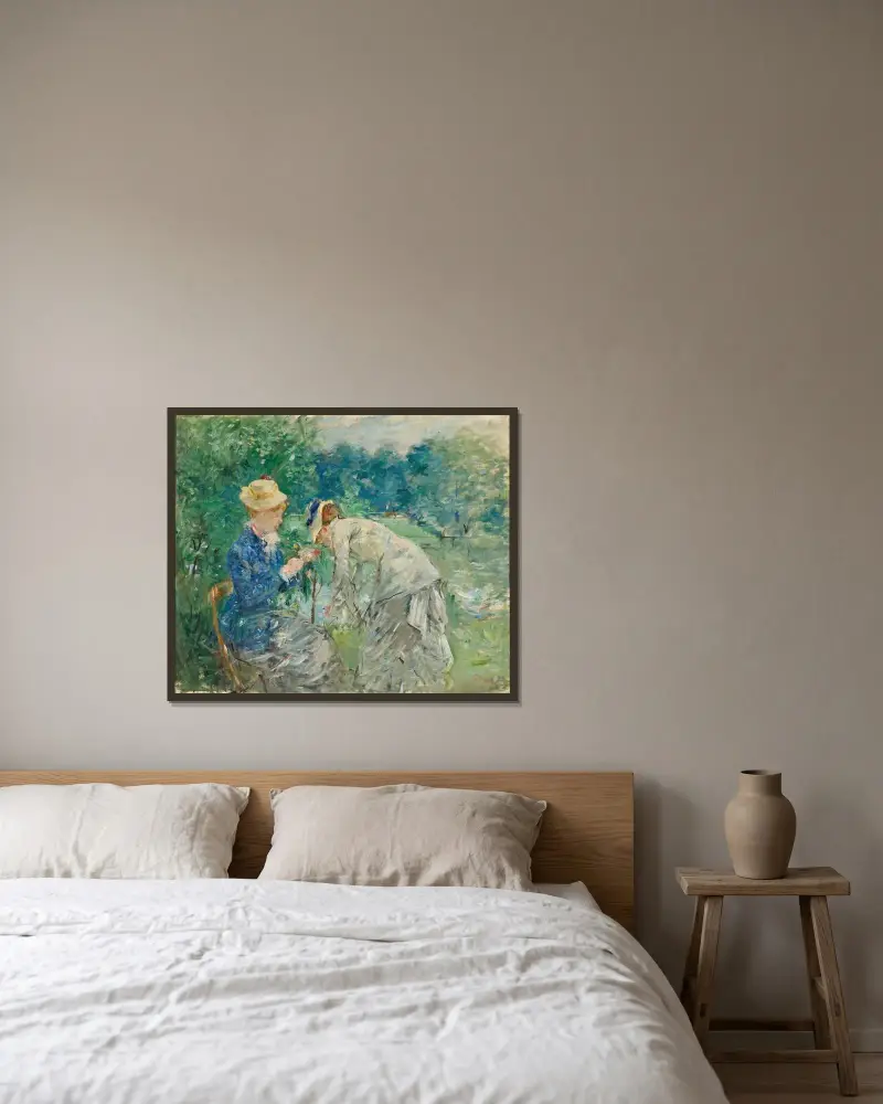 Im Bois de Boulogne von Berthe Morisot gerahmt an einer Wand