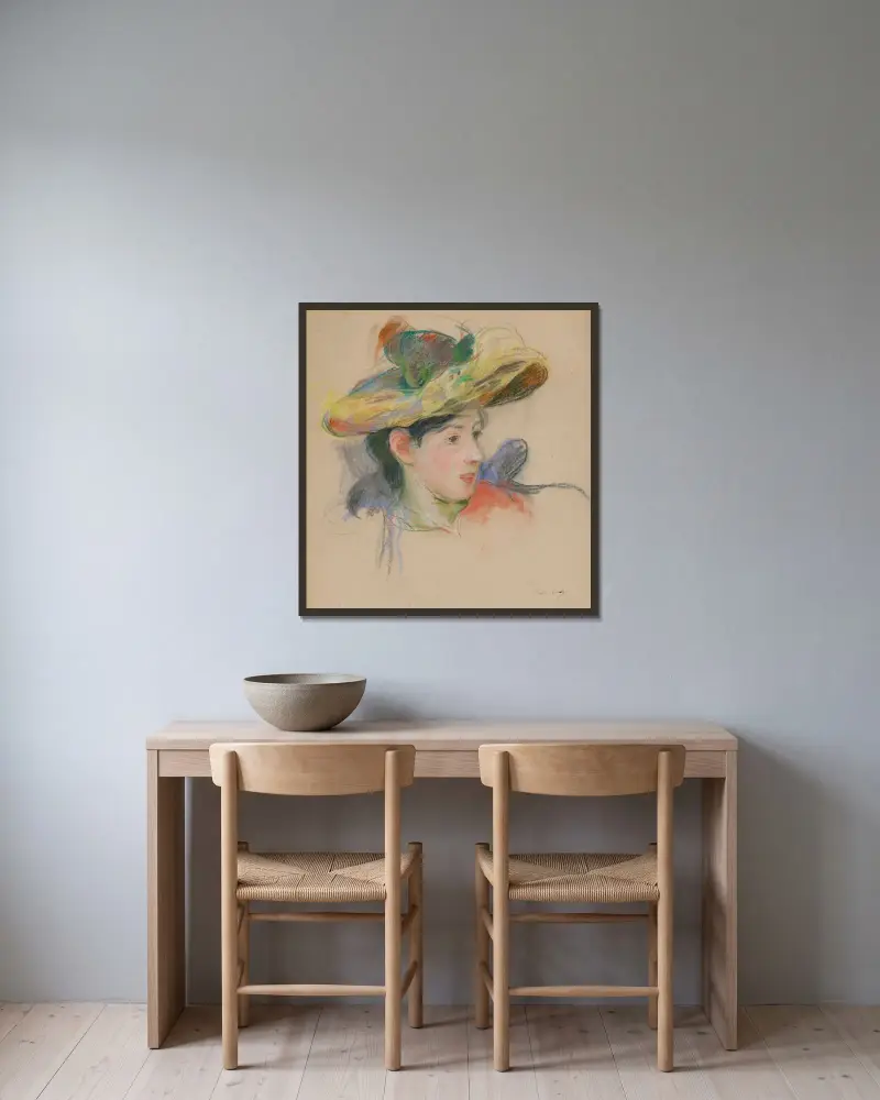 Jeanne Pontillon med hatt av Berthe Morisot inramad på en vägg
