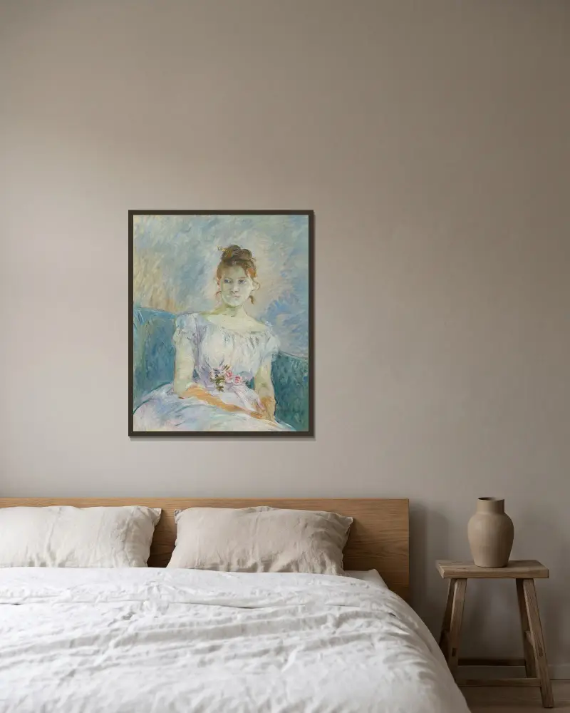 Paule Gobillard im Ballkleid von Berthe Morisot gerahmt an einer Wand