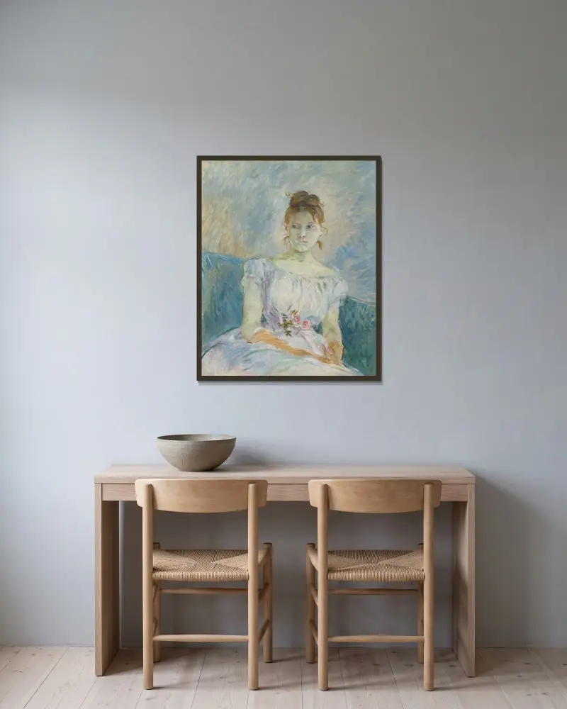 Paule Gobillard im Ballkleid von Berthe Morisot gerahmt an einer Wand