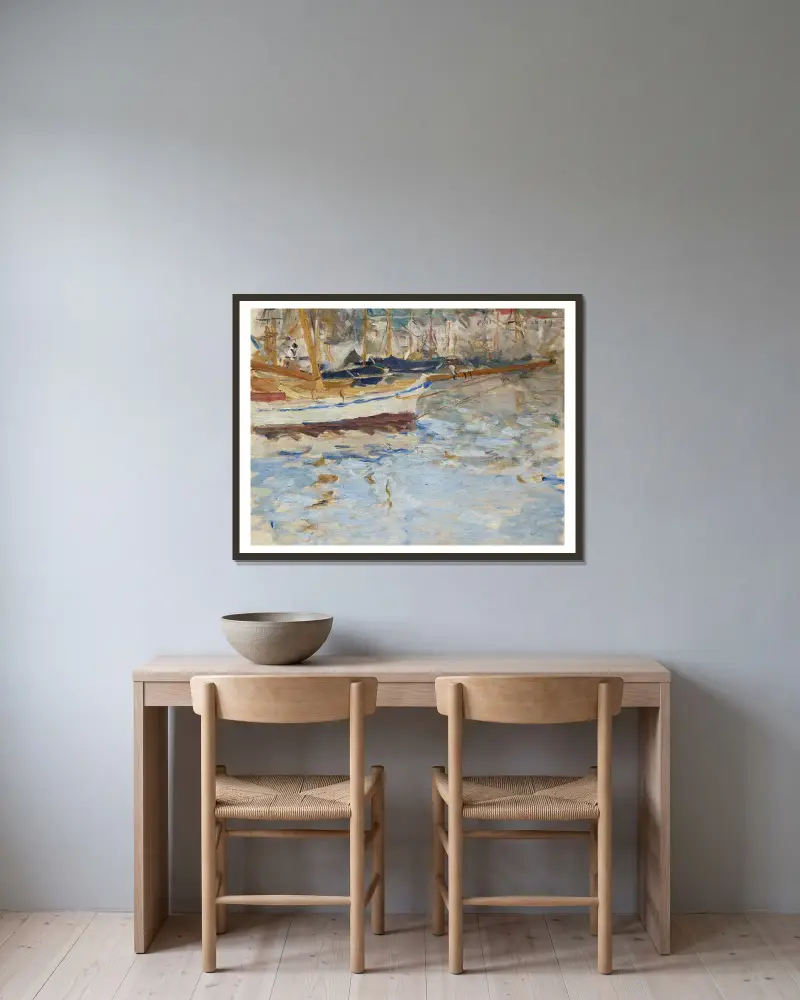 Der Hafen von Nizza von Berthe Morisot gerahmt an einer Wand