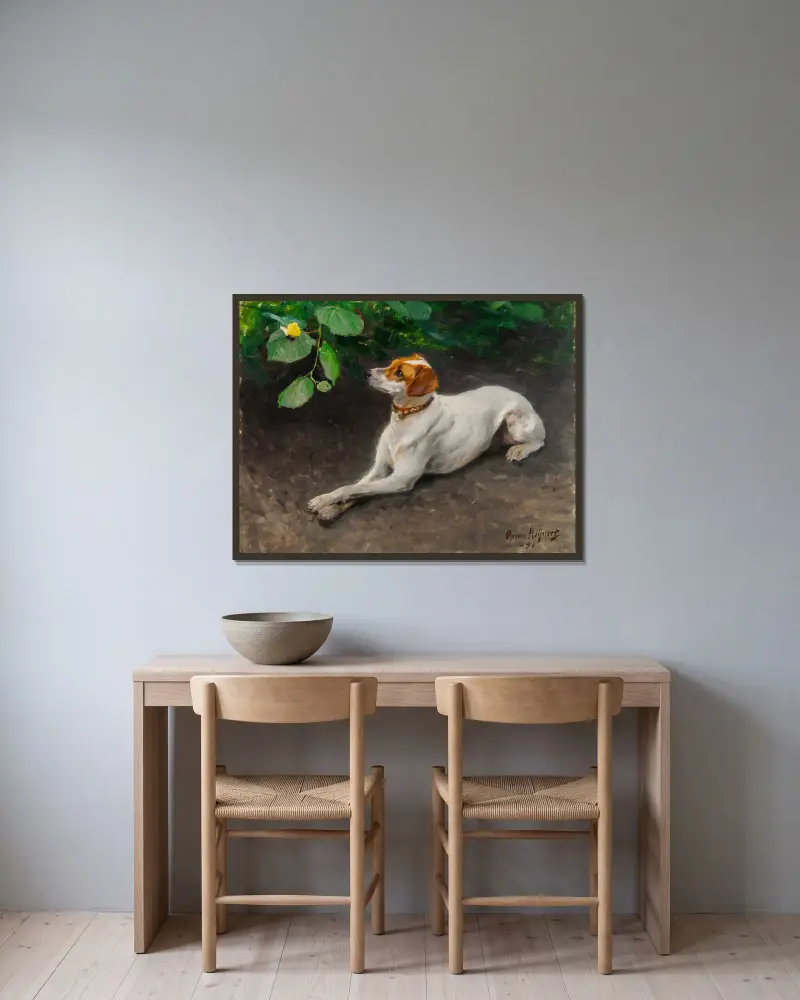 Porträtt av en hund av Bruno Liljefors inramad på en vägg