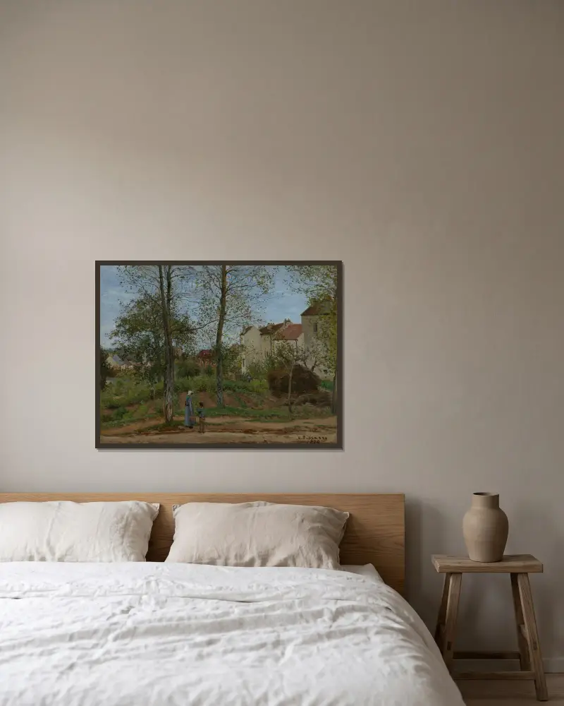 Landskap vid Louveciennes av Camille Pissarro inramad på en vägg