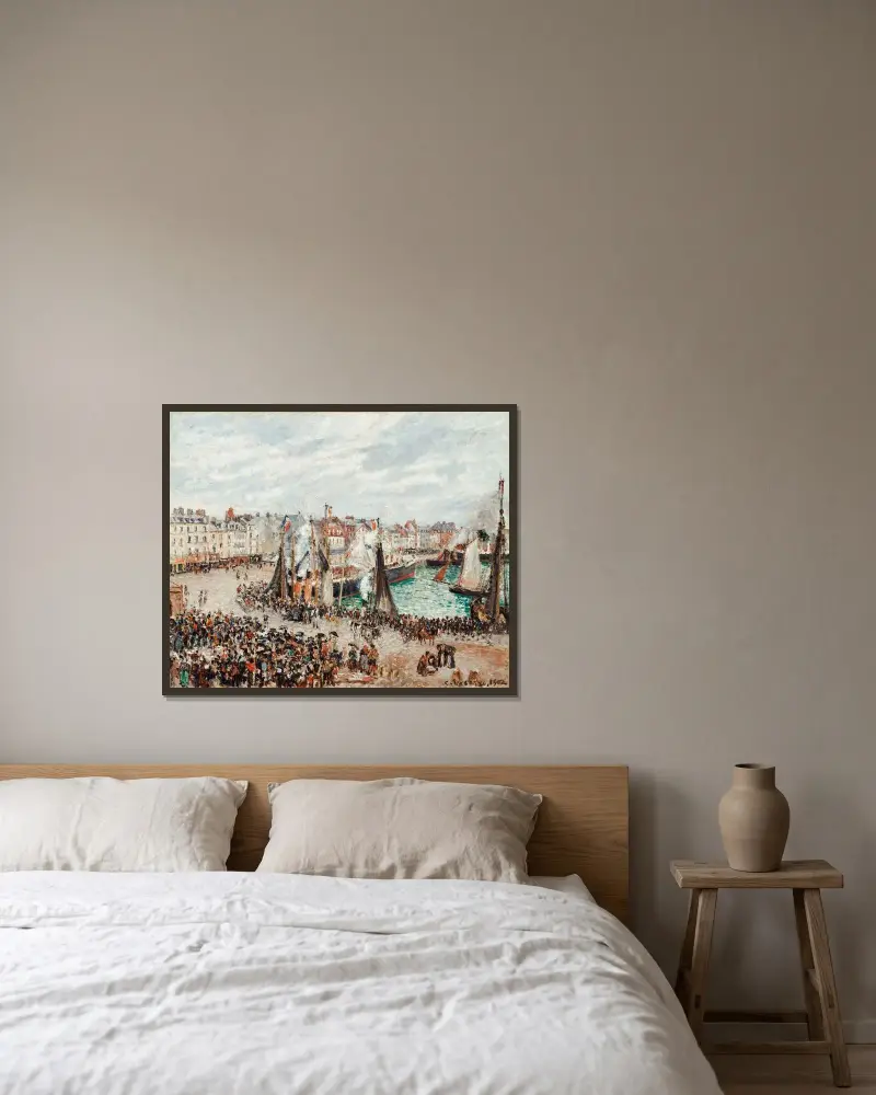 Fiskmarknaden i Dieppe; grått väder, morgon av Camille Pissarro inramad på en vägg