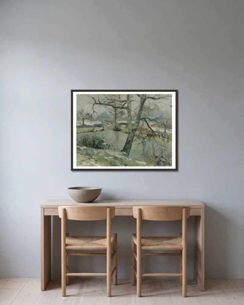 Dammen vid Montfoucault, vinter av Camille Pissarro inramad på en vägg