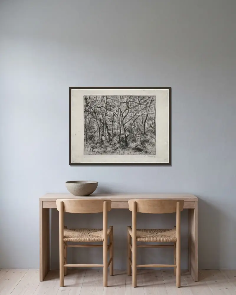 Skogslandskap vid L'Hermitage, Pontoise av Camille Pissarro inramad på en vägg