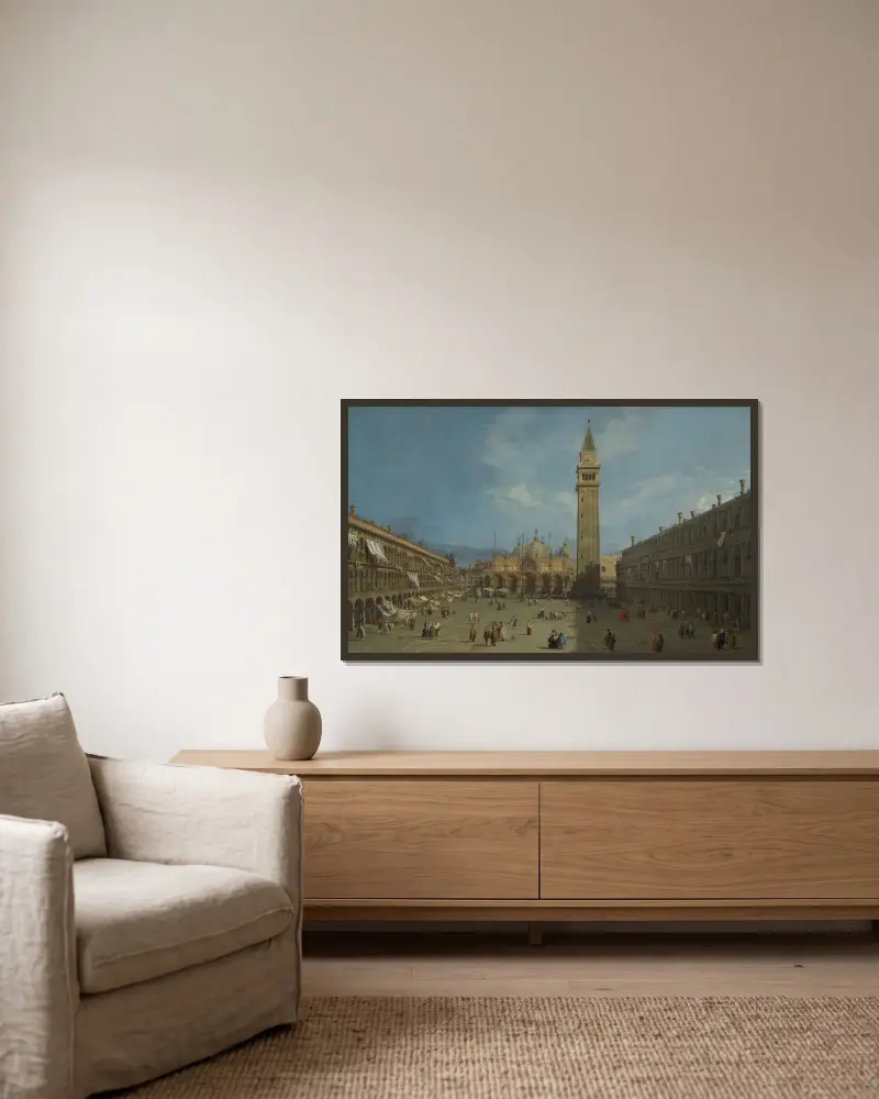 Piazza San Marco av Canaletto inramad på en vägg