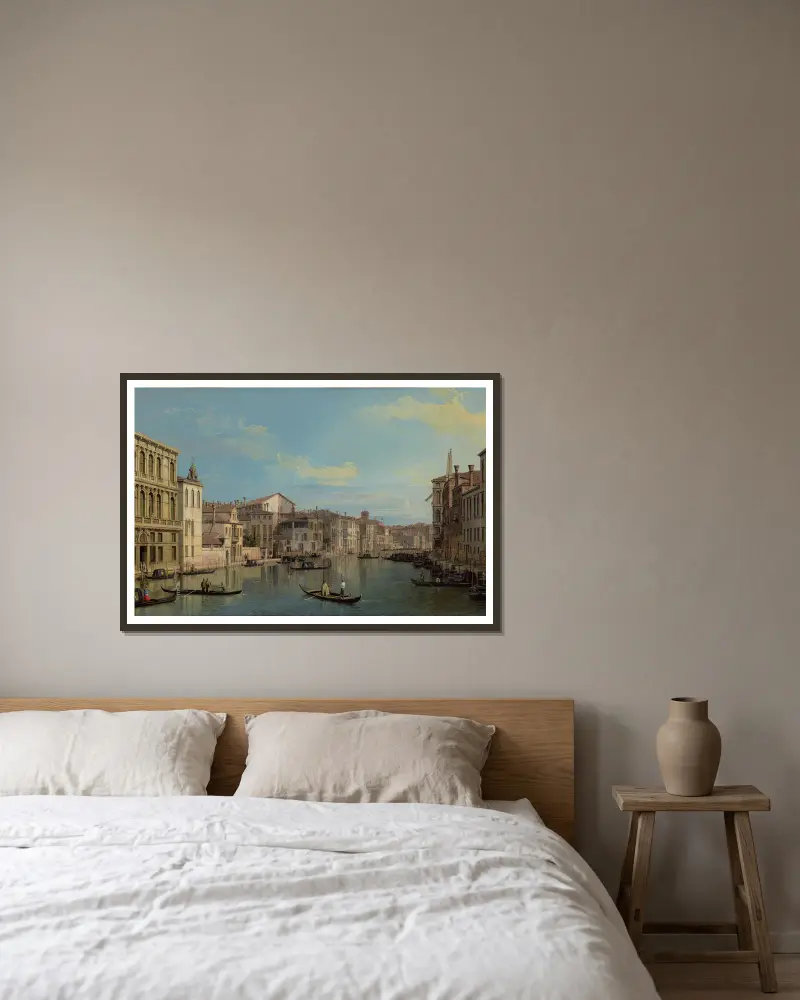 Stora kanalen i Venedig från Palazzo Flangini till Campo San Marcuola av Canaletto inramad på en vägg