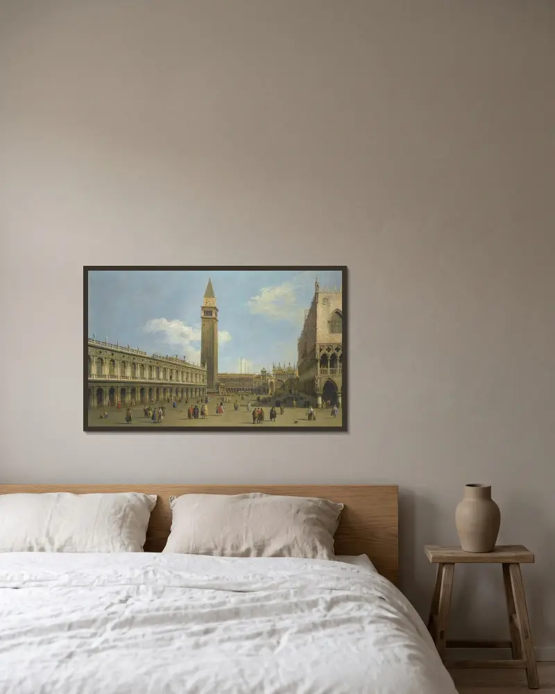 Venedig, vy över Piazzettan mot norr av Canaletto inramad på en vägg