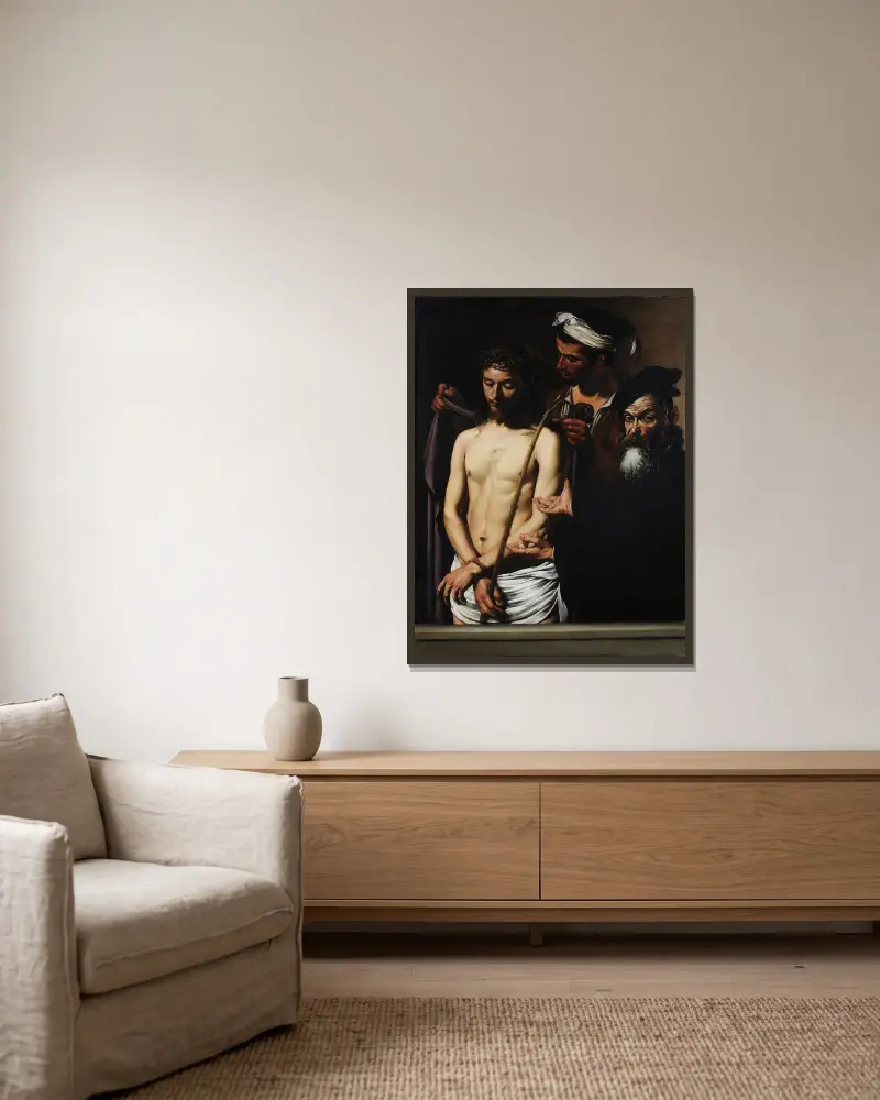 Ecce Homo av Caravaggio inramad på en vägg