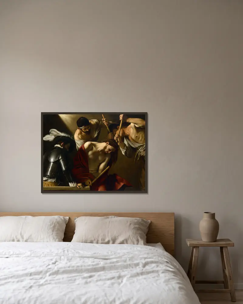 The Crowning with Thorns av Caravaggio inramad på en vägg